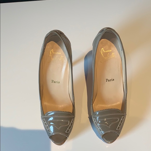 Christian Louboutin peep toe platform pumps - Picture 5 of 7